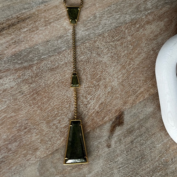 Kendra Scott Collins Y Necklace - Gold & Green - Picture 6 of 6